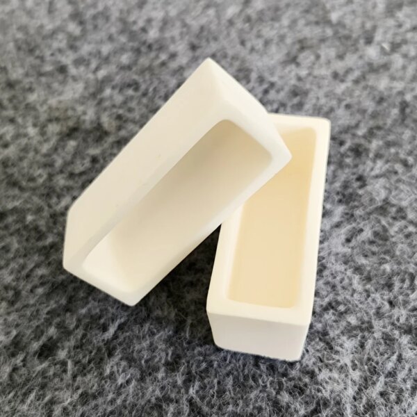 Small Size Porcelain Boat Crucibles - Image 5