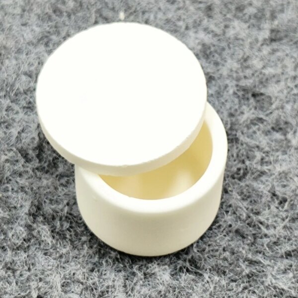 Supply of Refractory Ceramic Copper Melting Crucible - Image 4
