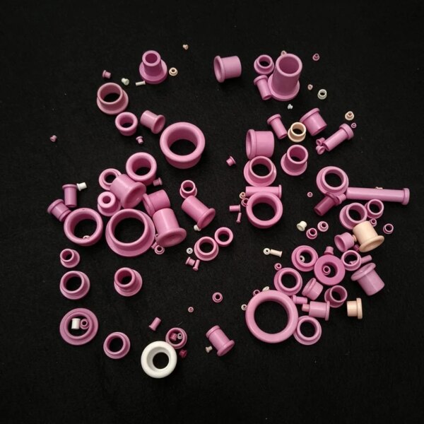 Wear Resistant 95% 99.7% Aluminum Oxide Textile Ceramic Eyelets For Wire industry - Image 5